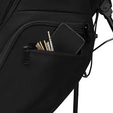 BOLSA TAYLOR MADE TM26 SIGNATURE NEGRO