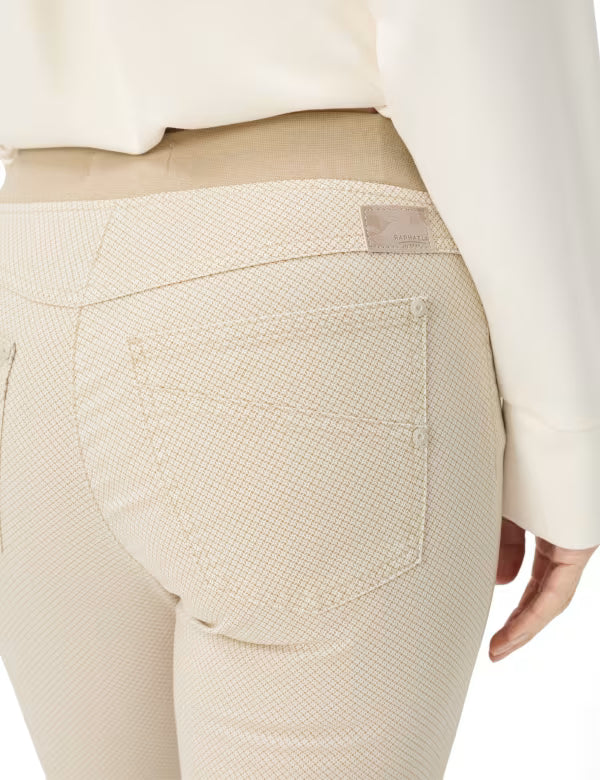 PANTALON DE MUJER BRAX PAMINA 6/8 BEIGE